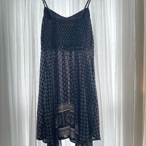 Elegant Black Patterned Dress